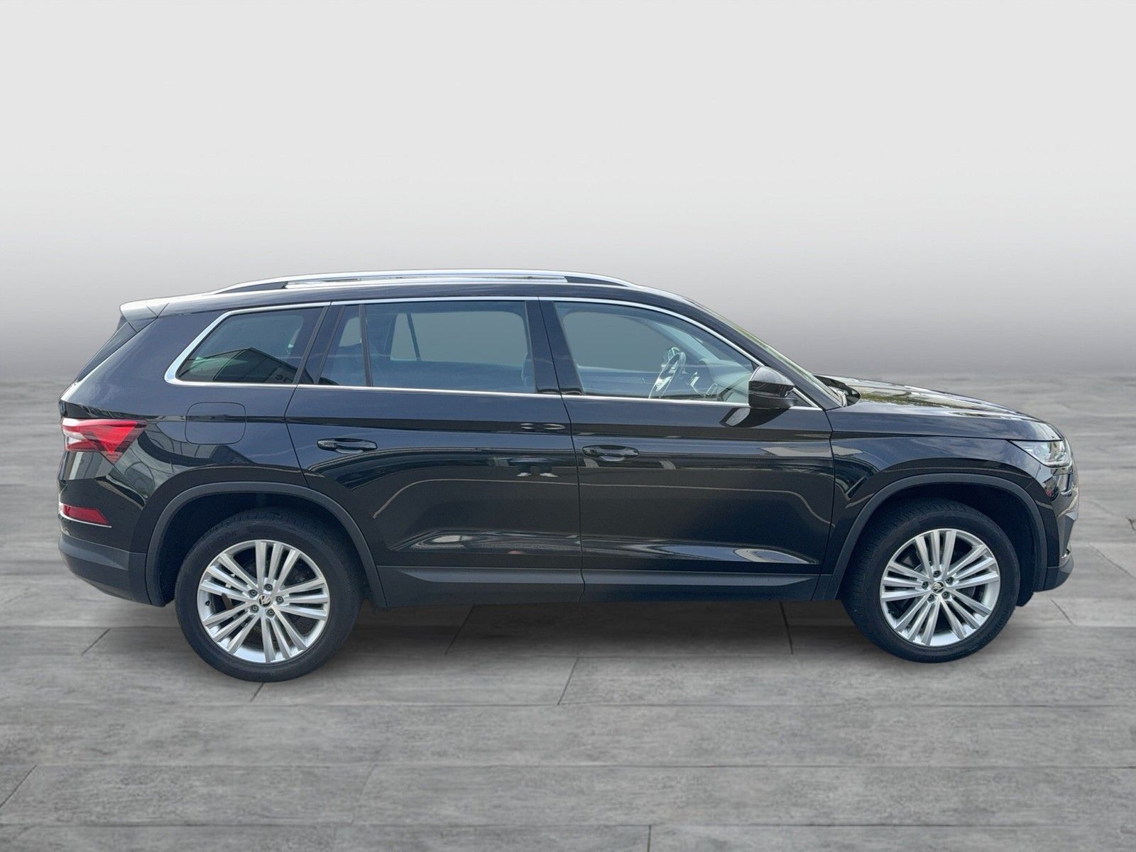 Fahrzeugabbildung SKODA Kodiaq Style 4x4 TDI  DSG Matrix Navi GRA AHK VC