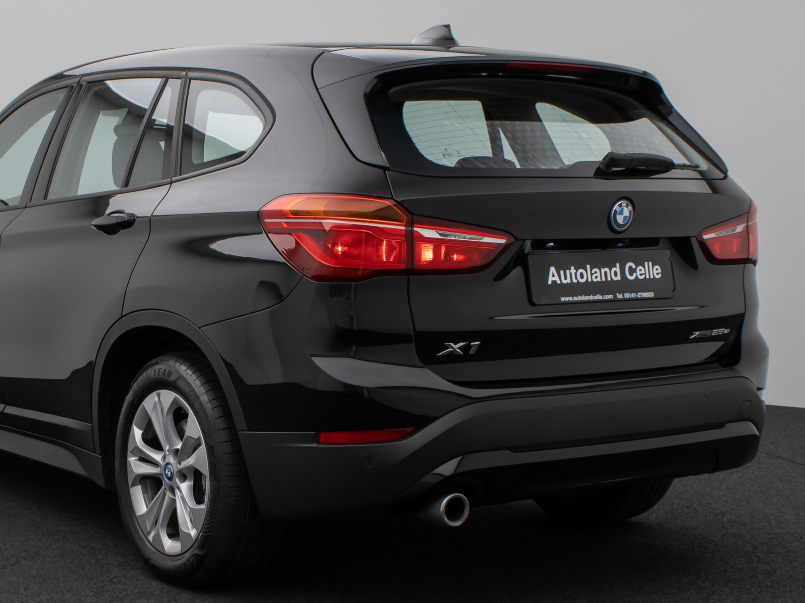 Fahrzeugabbildung BMW X1 xD25e Kamera DAB Komfort Sportsitz Parkassist