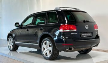 Fahrzeugabbildung Volkswagen Touareg V8 Bi-Xenon Navi Memory PDC 4xSitzhzg LM