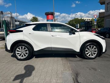 Toyota C-HR - 8