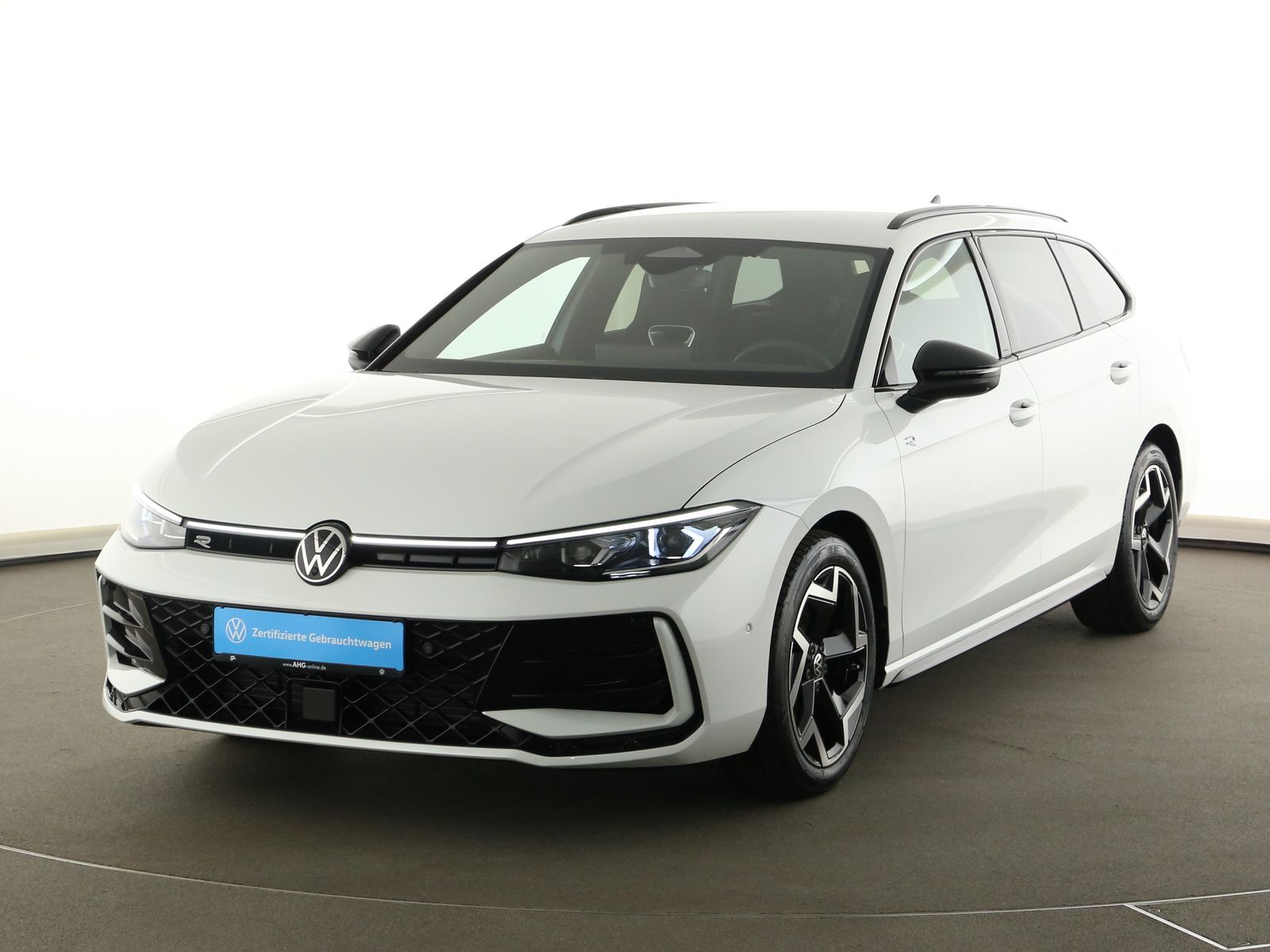 Volkswagen Passat Variant 2.0 TDI DSG R-Line LED Navi Head foto 3