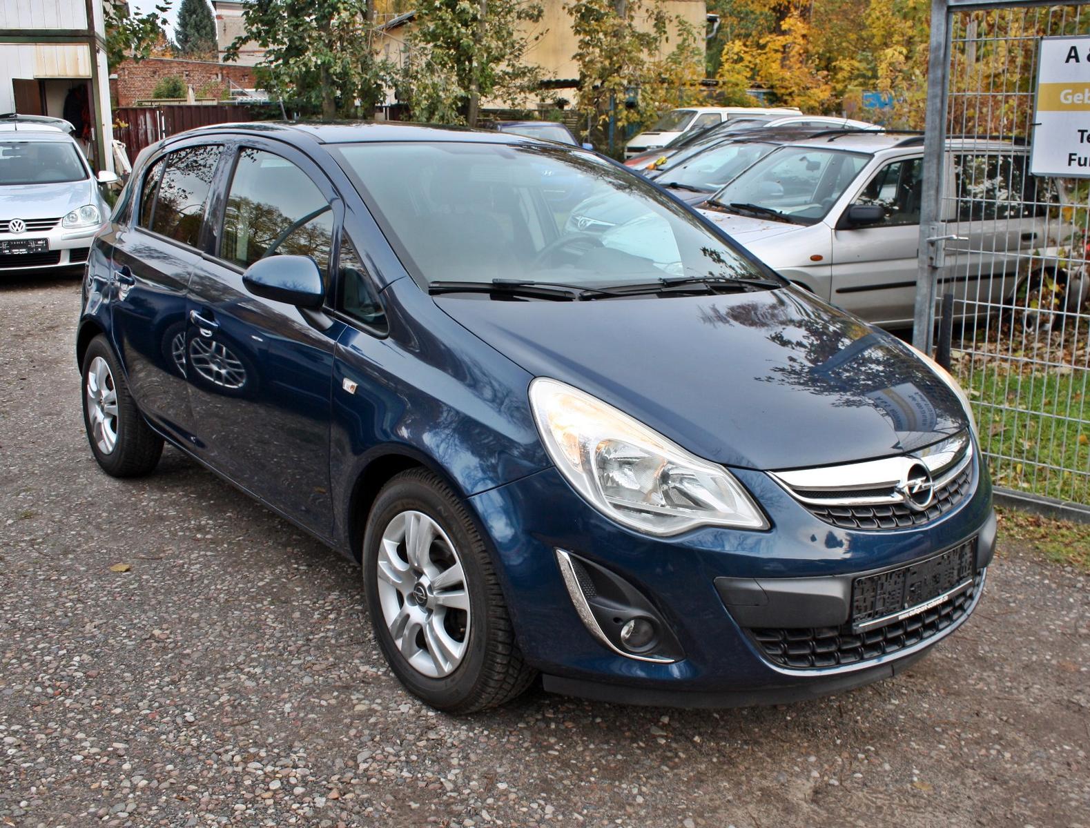 Opel Corsa D Satellite / TÜV/AU NEU !