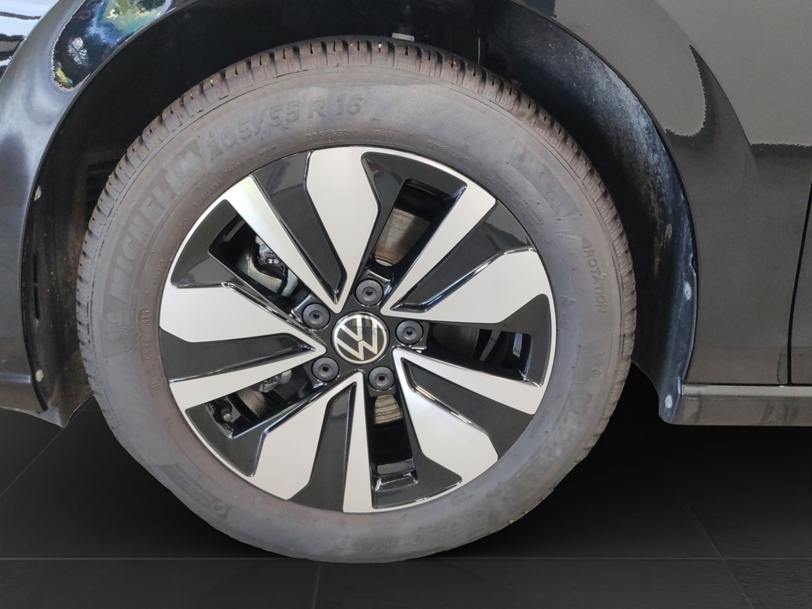 Volkswagen Golf - Bild 8