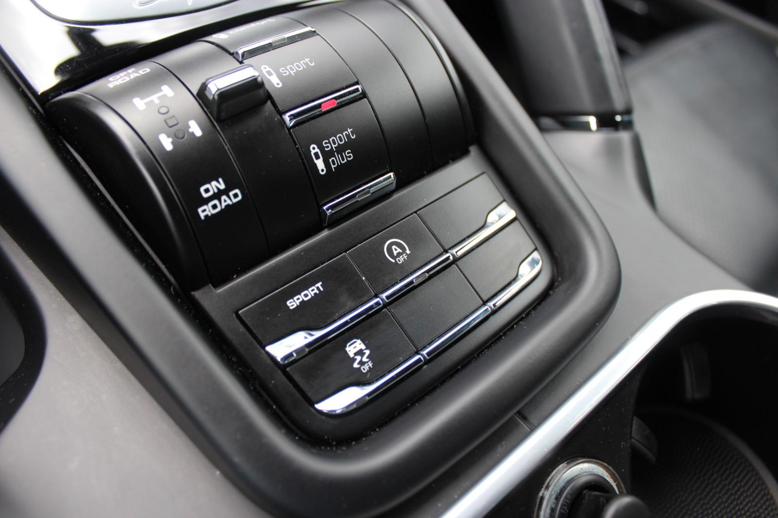 Porsche Cayenne S Diesel 1.Hand*21 Zoll*Bose*14-Wege*ACC