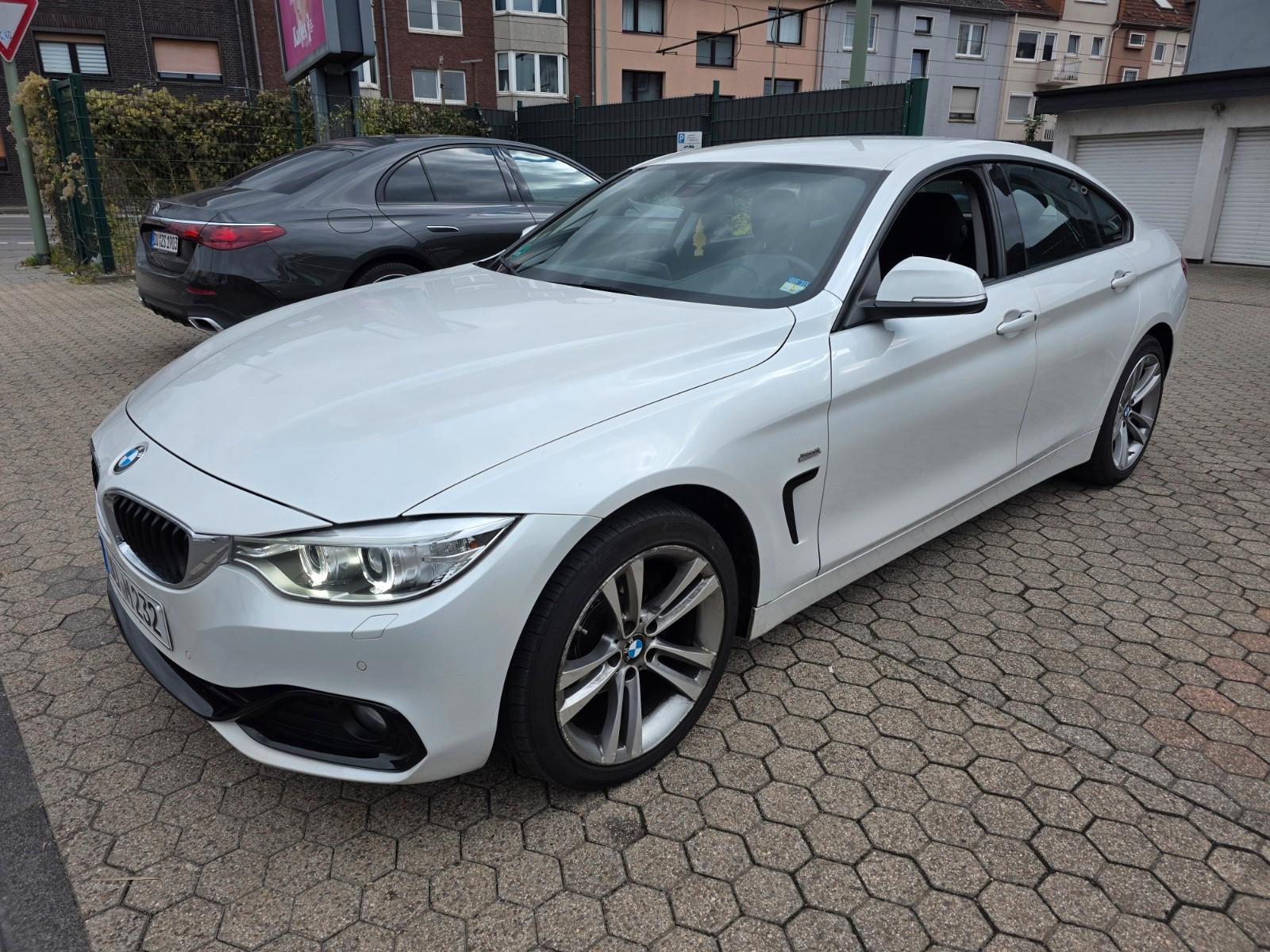 BMW 420 Baureihe Coupe 420 i xDrive Sport Line