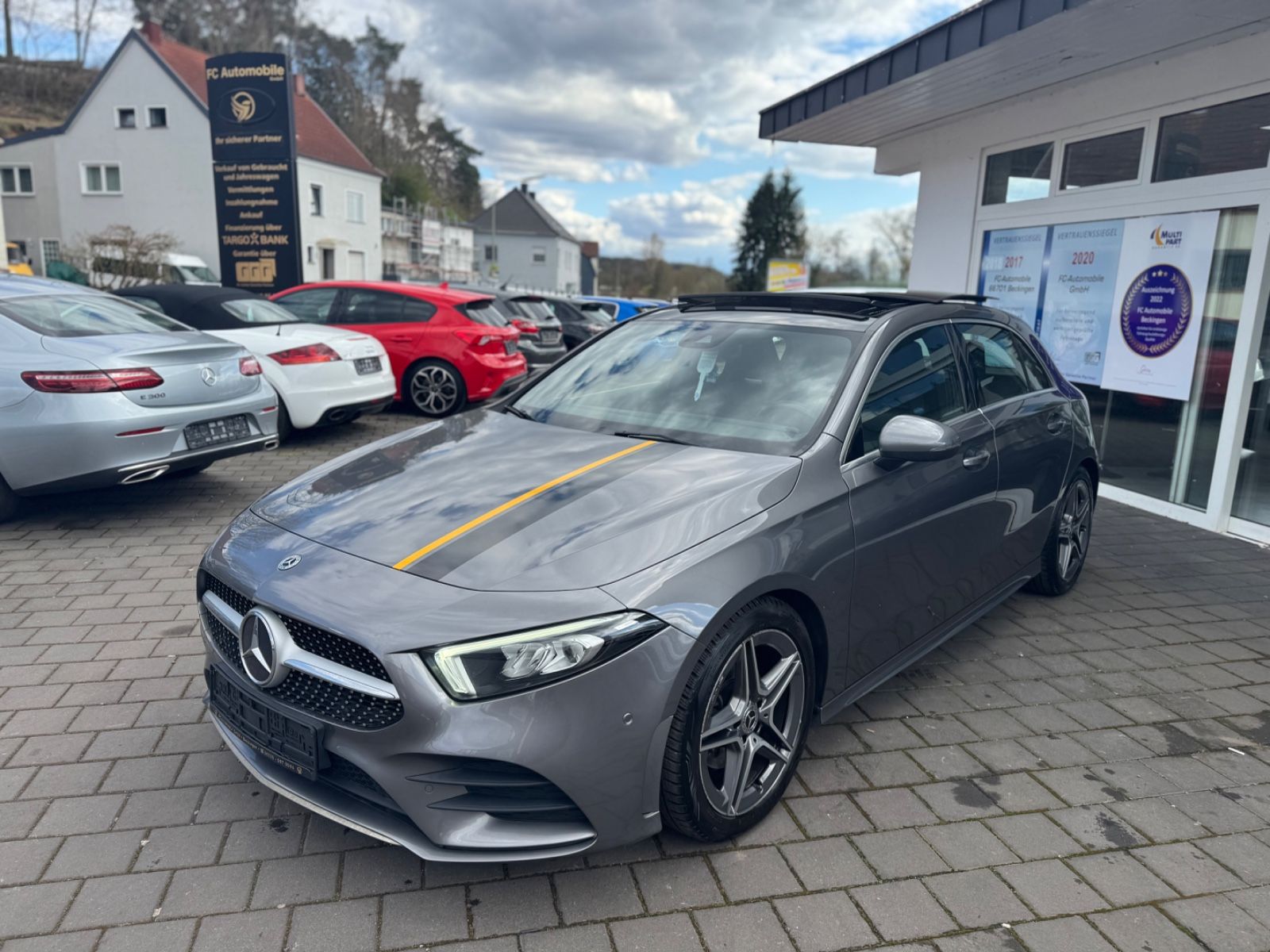 MERCEDES-BENZ A 200 A -Klasse A 200*AMG*PANORAMA*SCHIEBEDACH*