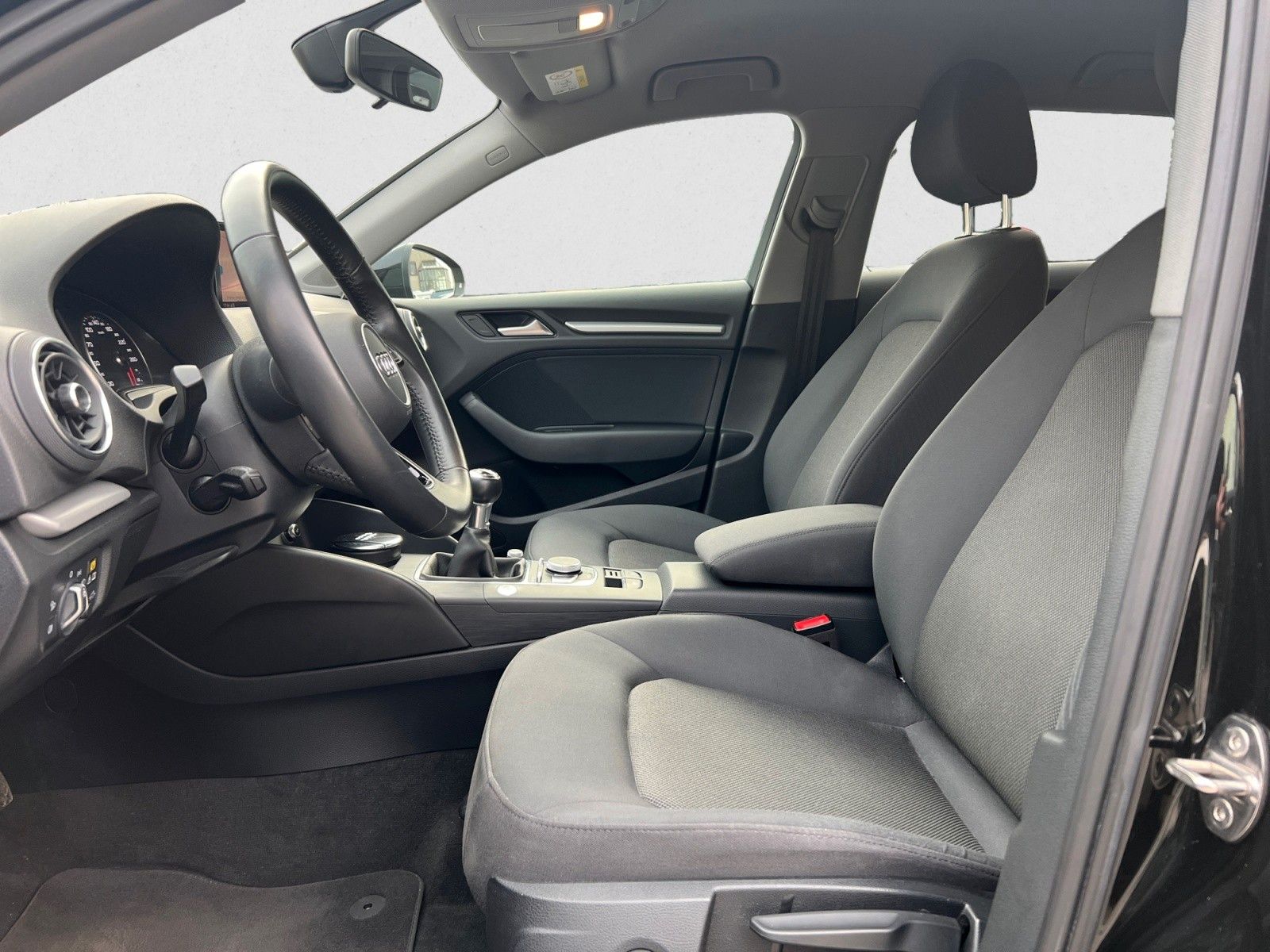 Audi A3 Sportback NAVI SHZ AHK STANDHEIZUNG foto 15