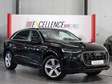 Audi Q8 - 1