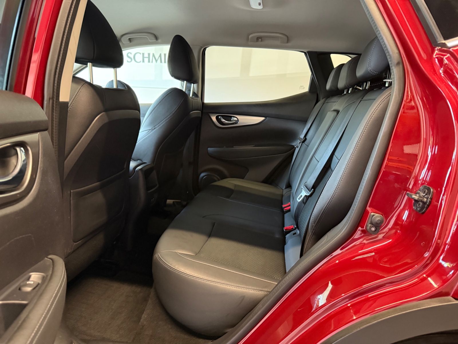 Fahrzeugabbildung Nissan Qashqai Tekna 4x4 - BOSE, 360°, BFS