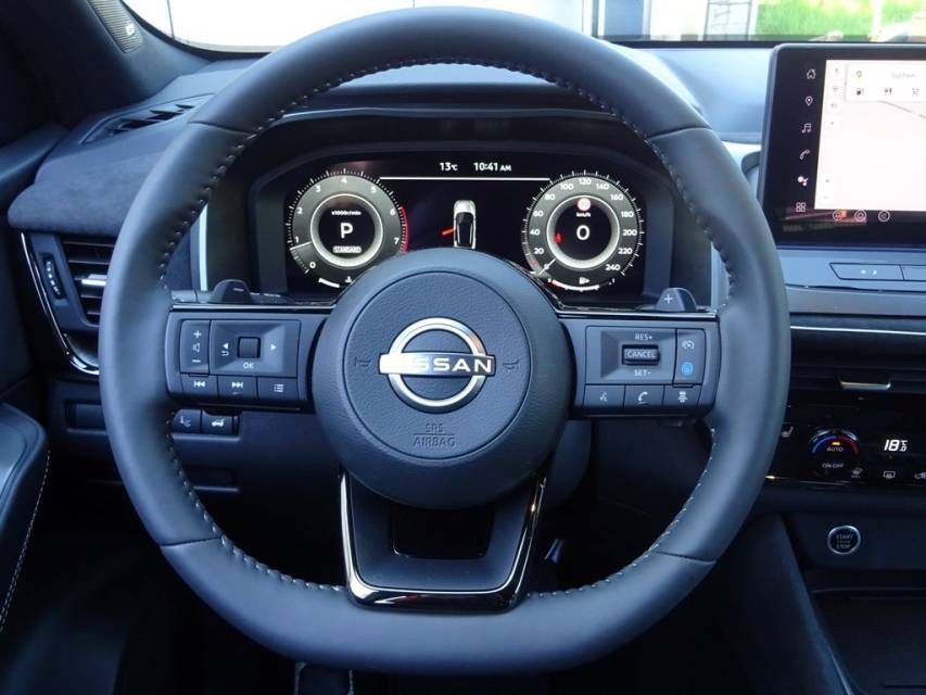 Fahrzeugabbildung Nissan Qashqai 1.3 DIG-T N-Design/PanoDach/Automatik