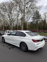 BMW 320i M Sport Automatik M Sport - BMW 320 in Leverkusen