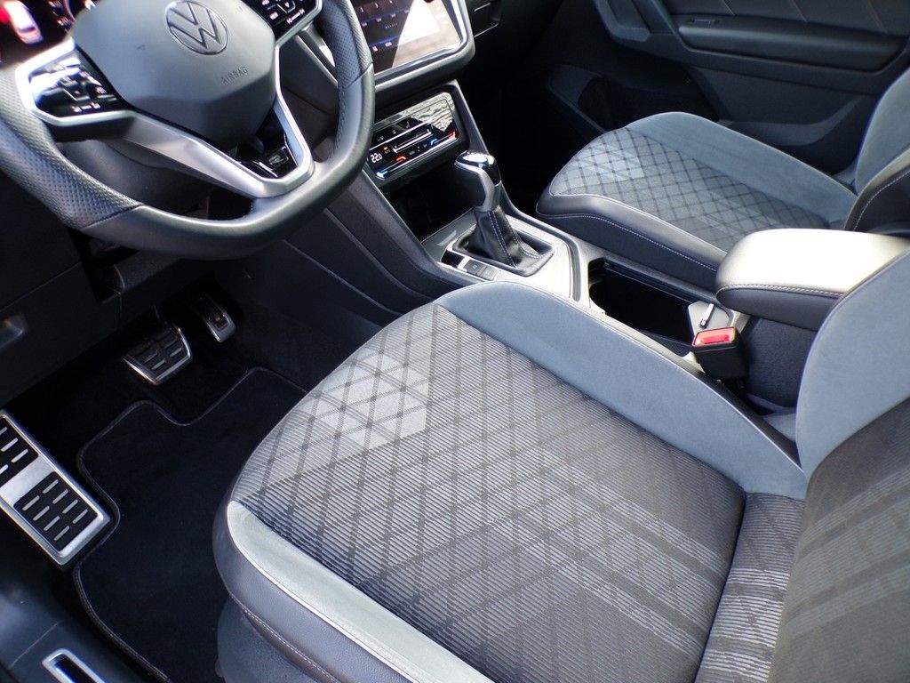 Fahrzeugabbildung Volkswagen Tiguan R-Line 1.4 TSI eHybrid DSG *R-Line*Navi