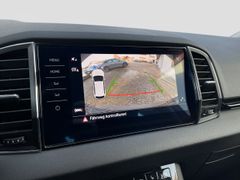SKODA Karoq 4x4 AHK NAVI DCC Standh. Kamera PDC LED 19
