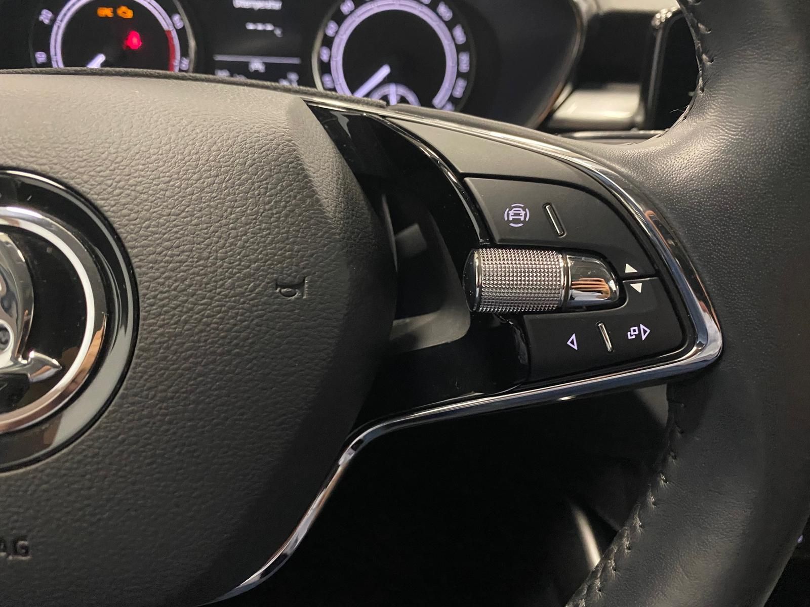 Fahrzeugabbildung SKODA Fabia 1.0 TSI Style APP+KLIMA+RFK+PDC+SITZHEIZ+A