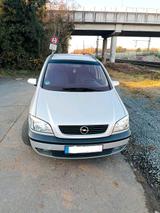 Opel Zafira 2.2 7sitzer Klima PDC hinten AHK - gebrauchte Opel Zafira aus dem Jahr 2001