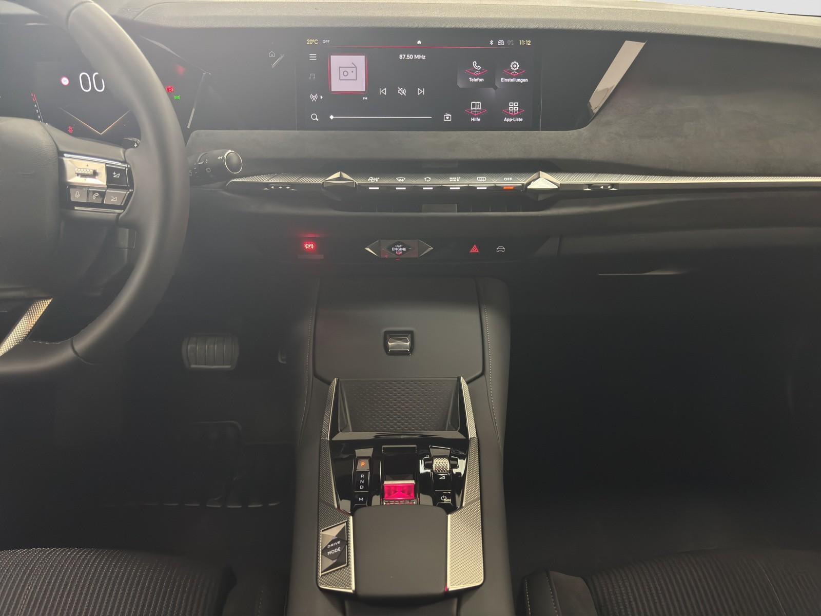 DS Automobiles DS 4 Édition France 130BlueHDI + AHK + Navi + Ma