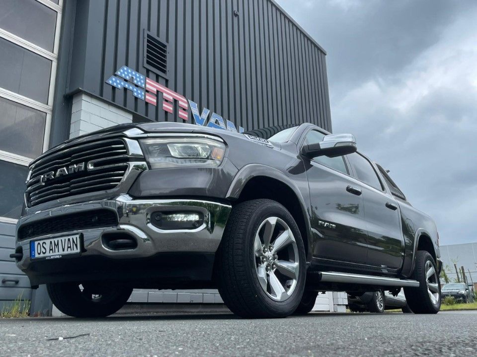 Fahrzeugabbildung Dodge RAM 1500 CrewCab Laramie 5.7 4x4 LPG