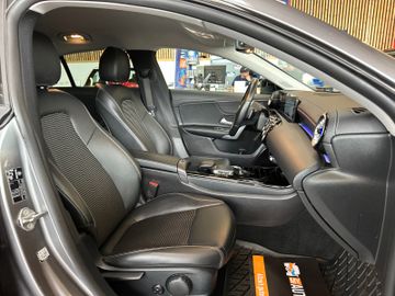 Mercedes-Benz CLA 220 d 4Matic *Multibeam*AHK*LED*Navi*