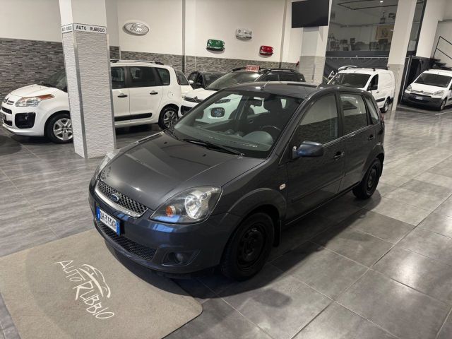 Ford Fiesta 1.4 TDCi 5p. Ghia