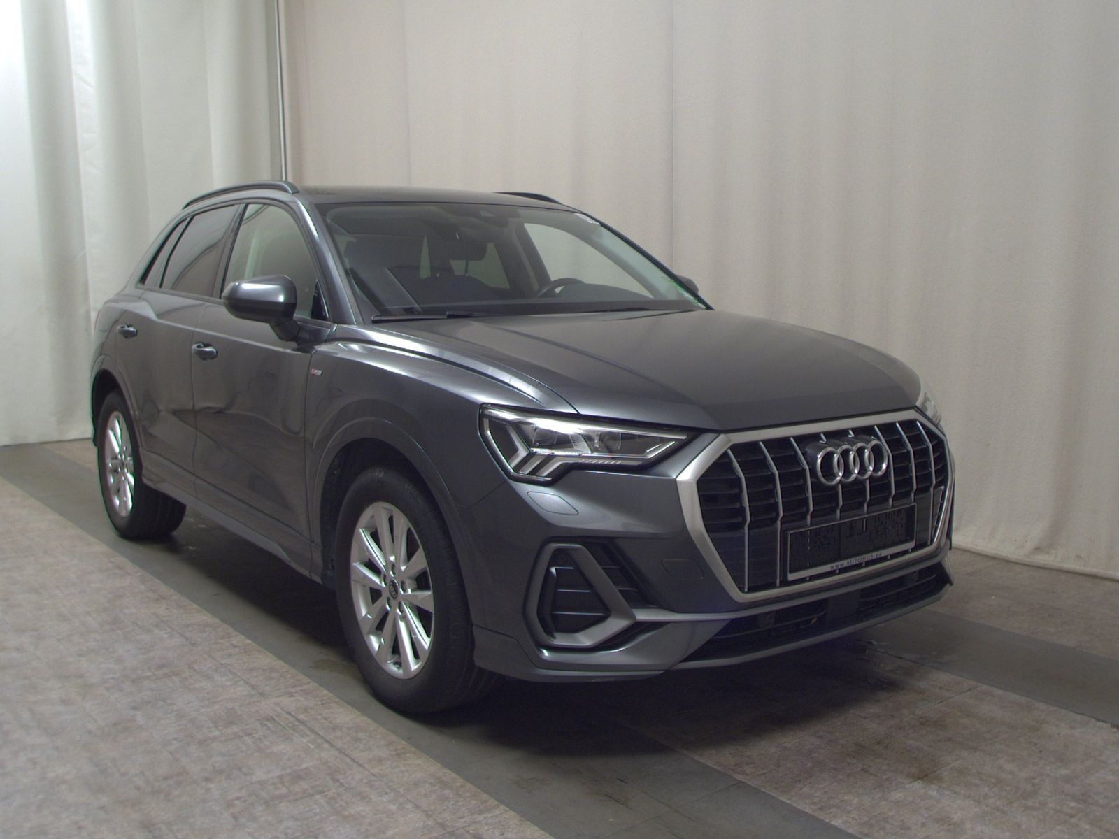 Audi Q3 35 TDI S-Line Navi LED Virtual Sonos RFK imagem 3