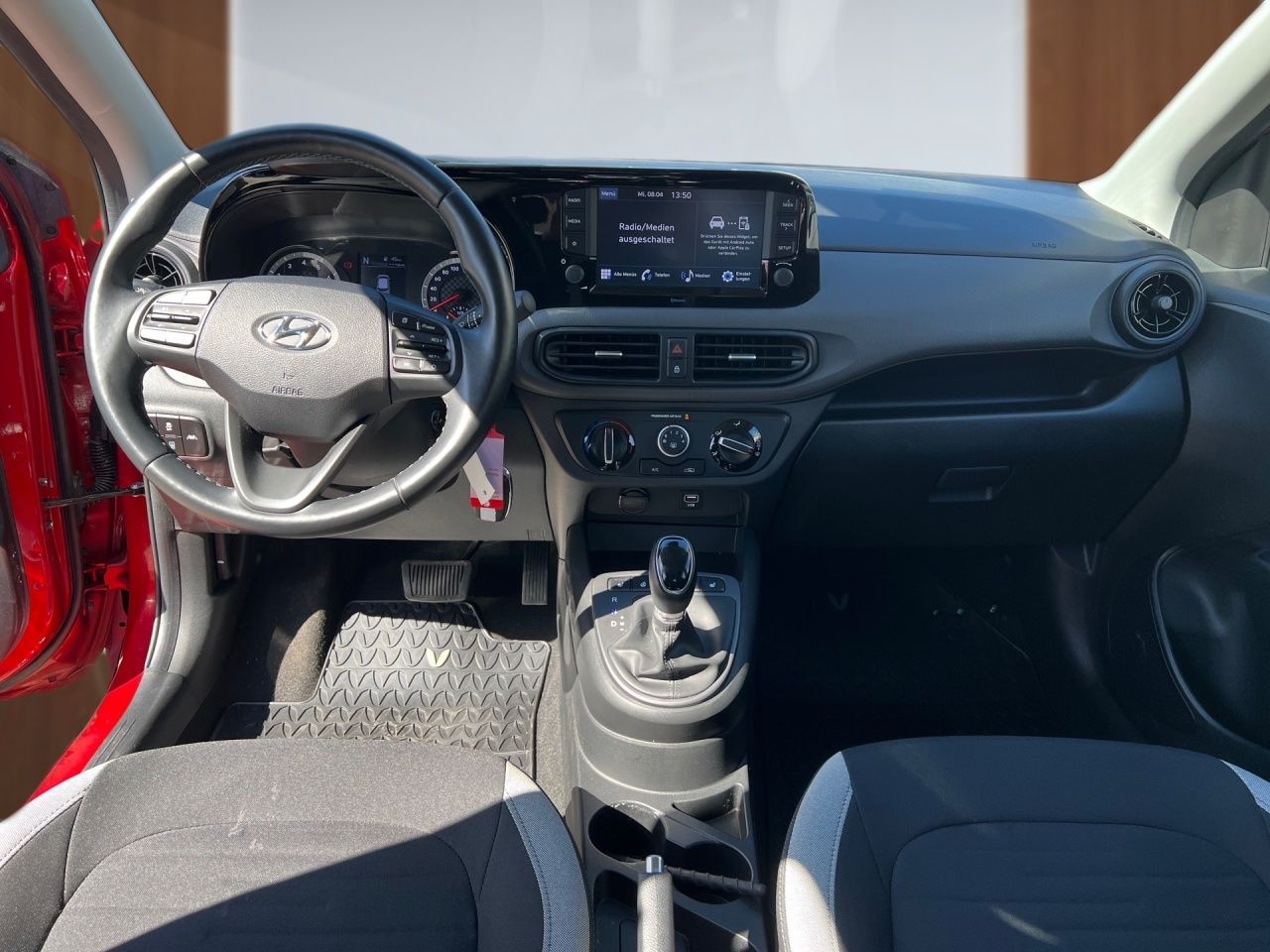 Fahrzeugabbildung Hyundai i10 1.2 Aut. TREND TOUCH*SHZ*CARPLAY*KLIMA*LM*TE