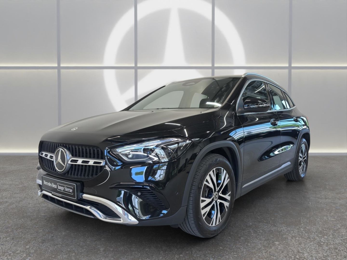 MERCEDES-BENZ GLA 200 d PROGRESSIVE LINE ADVANCED AHK+RFK+MULT
