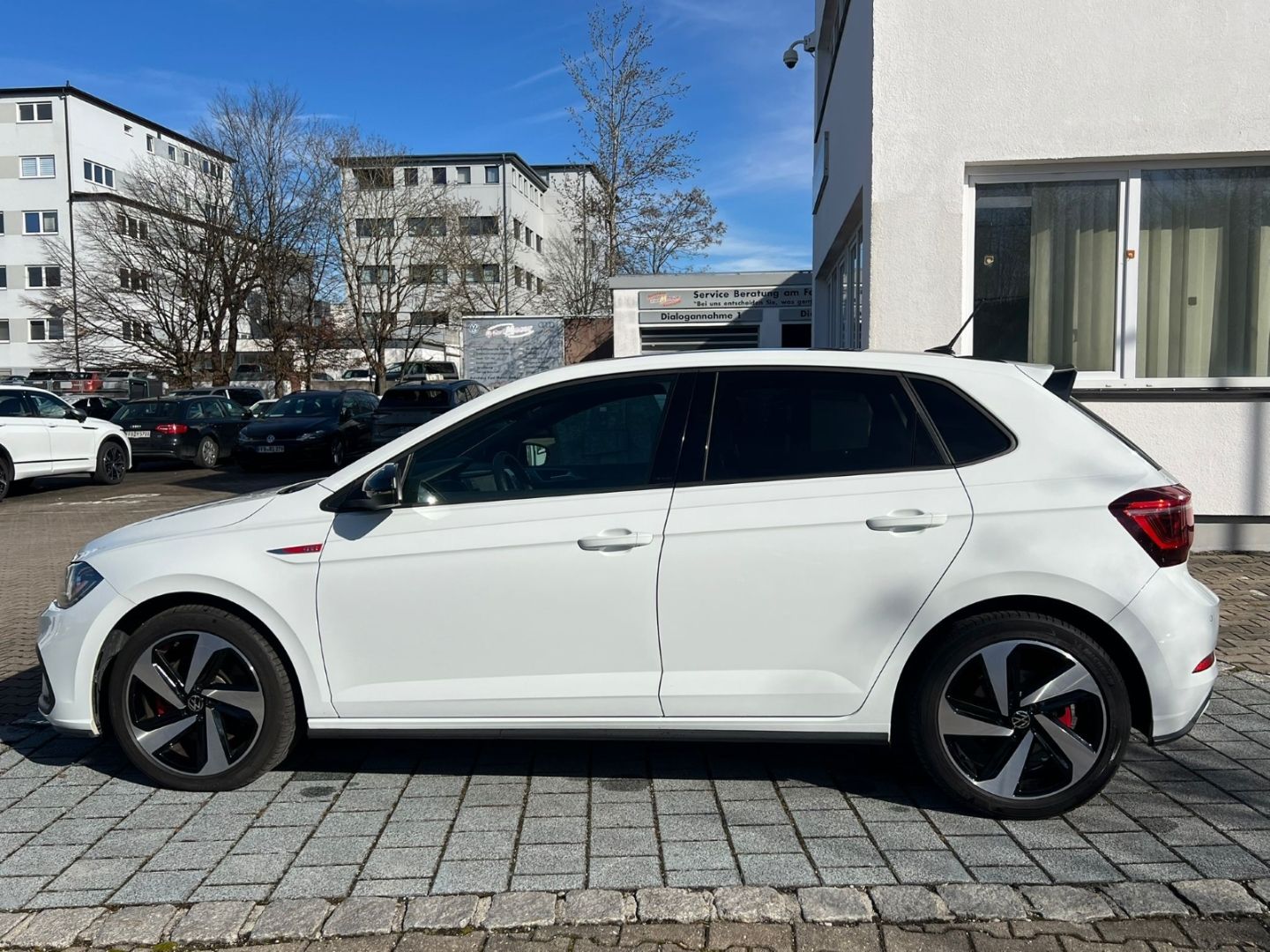 Polo GTI 2.0TSI DSG - NAV*IQ.DRIVE*BEATS*1HD!!!