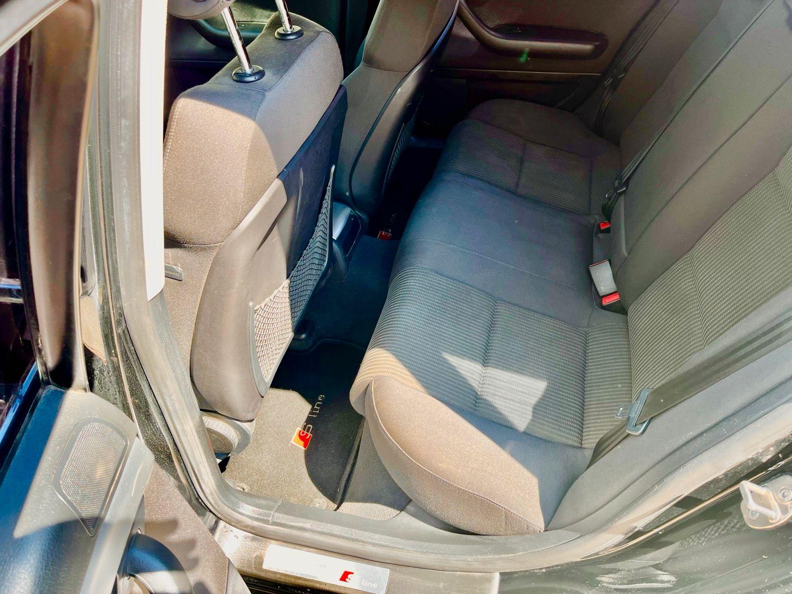 Audi A4 2007 — photo 7