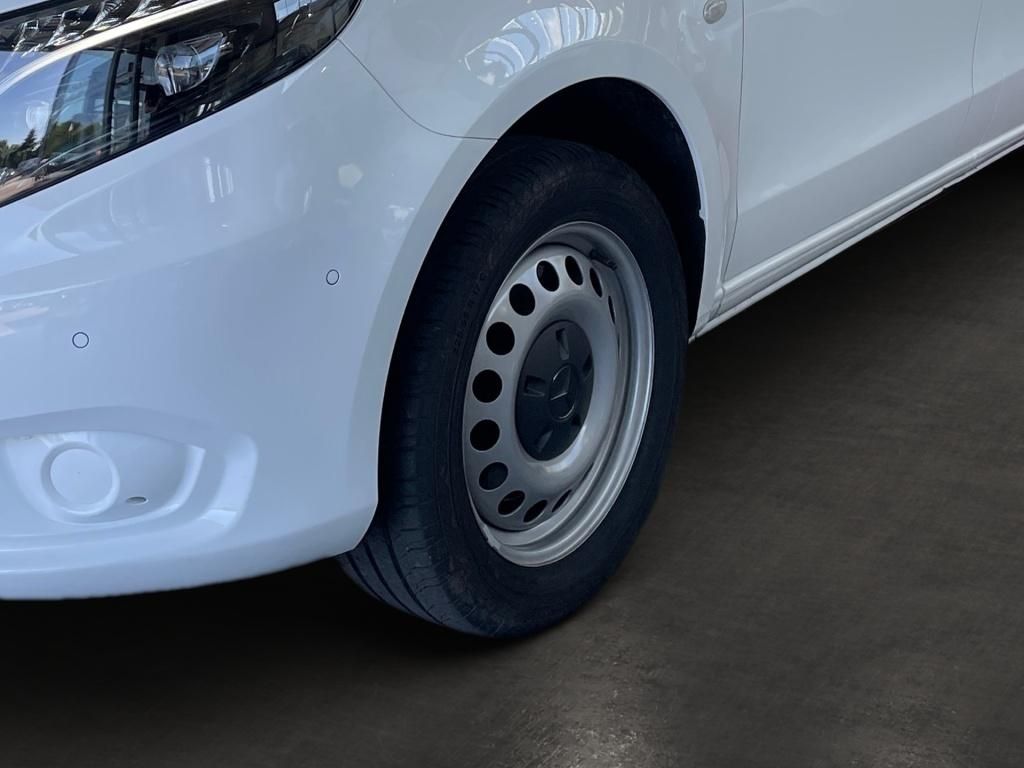 Fahrzeugabbildung Mercedes-Benz Vito 114 Kasten lang 4x4 AHK, LED, Distronic