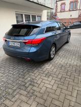 Hyundai i40 1.7 CRDi Diesel - Hyundai i40 mit Diesel-Antrieb: Kombi, 1.7