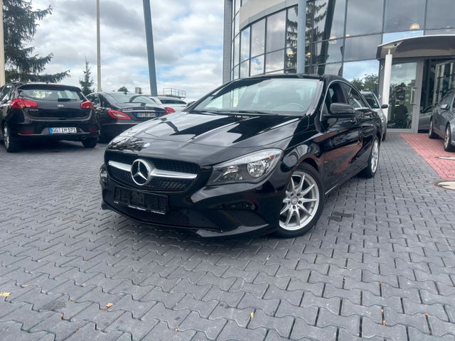 Mercedes-Benz CLA 200 Urban 7G-DCT Sitzh. Navi. Temp.