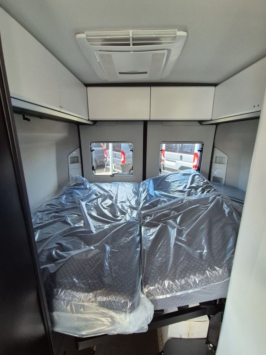 Fahrzeugabbildung Adria Twin Supreme 600 SPB Luftfeder,Dachklima,Pano