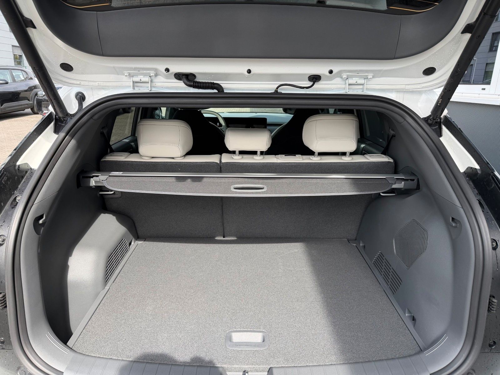 Fahrzeugabbildung Kia EV3 81,4 GT-Line  DWP COM Glasdach