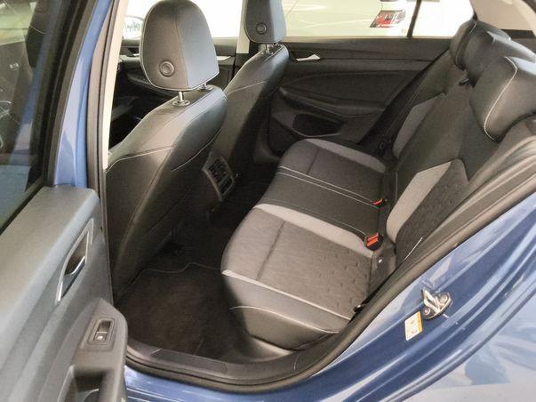 Volkswagen Golf VIII 1.5 eHybrid DSG ENERGY LED+AHK+PANO+AC, миниатюра 6