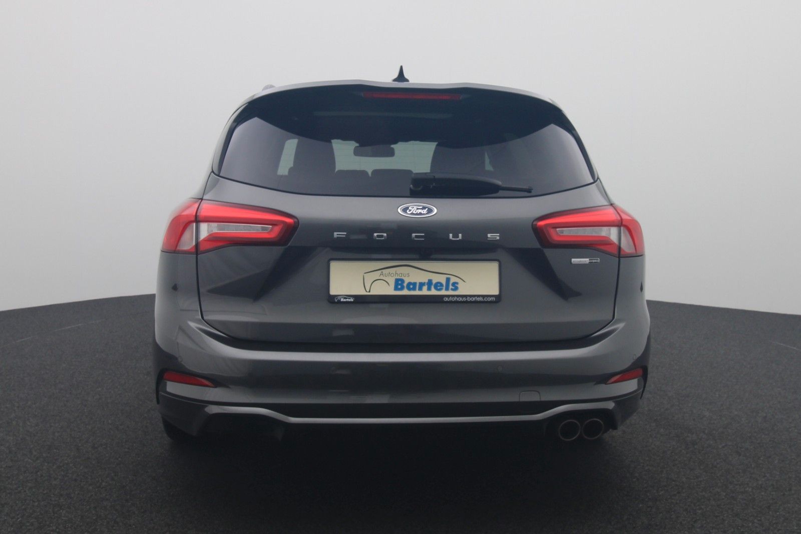 Fahrzeugabbildung Ford Focus 1.0 Turnier ST-Line X EcoBoost M-Hybrid