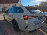 Skoda Octavia Combi 2.0 TSI 195 kW RS AHK 5Jahre Garan - Skoda Octavia: Automatik