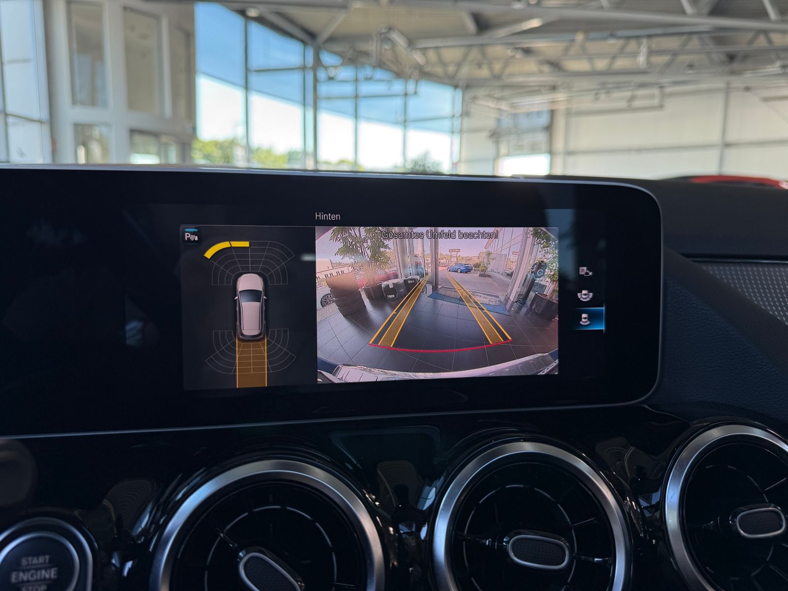 Fahrzeugabbildung Mercedes-Benz B 220 4Matic PANO LED NAV RFK SHZ ALU