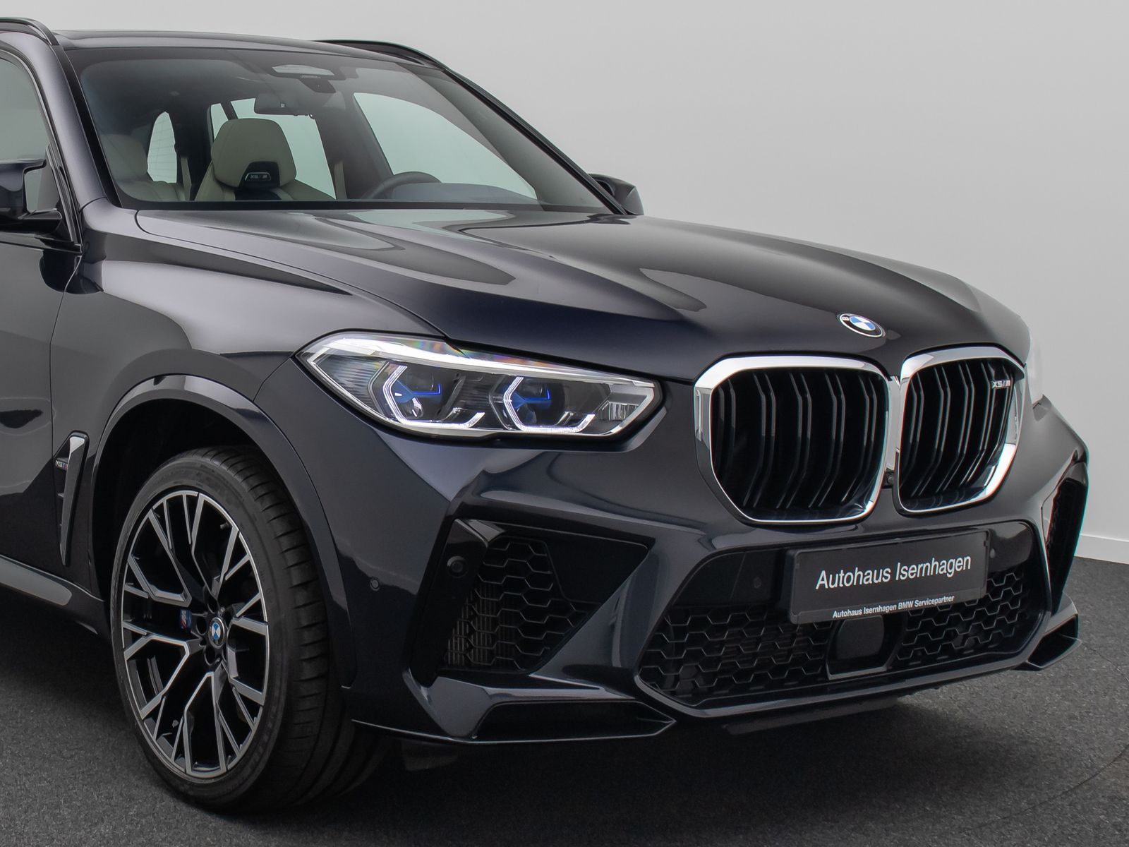 Fahrzeugabbildung BMW X5 M FondEntert NightVision TV SkyLoung MegaVoll