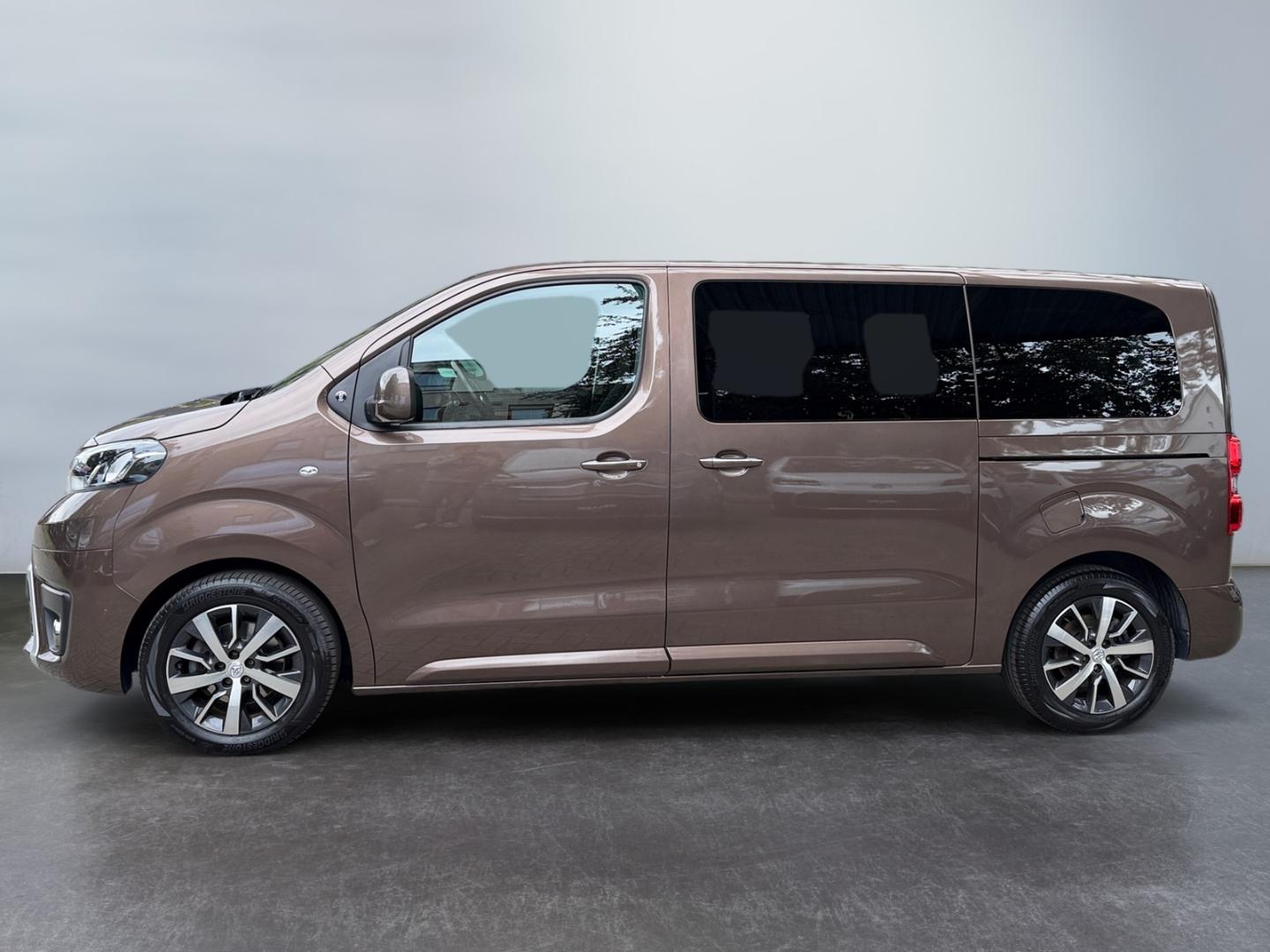 Toyota Proace Verso 2.0 D-4D L1 Team D *Navi*CAM*SHZ*LM
