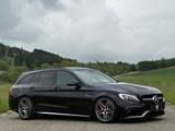 Mercedes-Benz C 63 S AMG T/Perf.AGA/Comand/Burmester/Kamera/ - Mercedes-Benz C 63 AMG: Schwarz