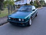 BMW 318/Leder/SHZ/El-Verdeck/2 Hand/Orginal Zustand/ - BMW 318: Grün
