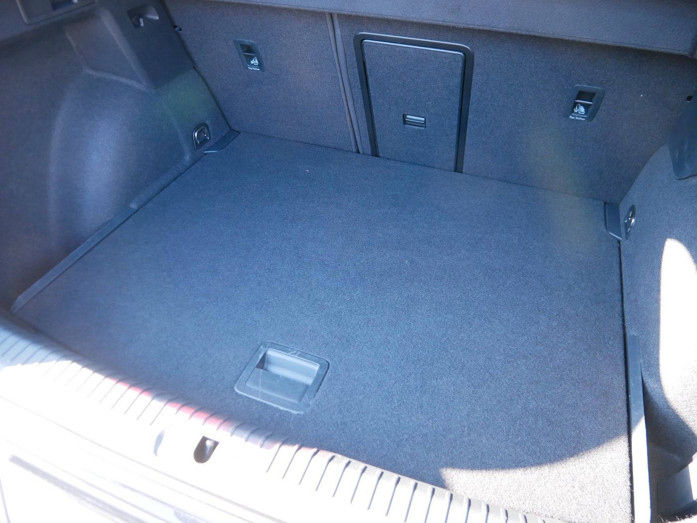 Fahrzeugabbildung CUPRA Formentor 1.5 eTSI NEU45T DSG ACC SHZ+LHZ Kamera