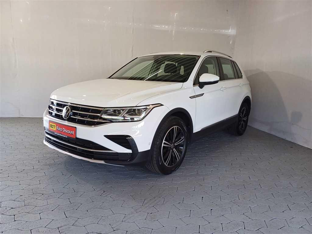 Volkswagen Tiguan 2.0 TDI Elegance DSG AHK+NAVI+MATRIX