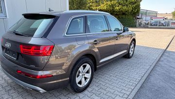 Audi Q7 - 7