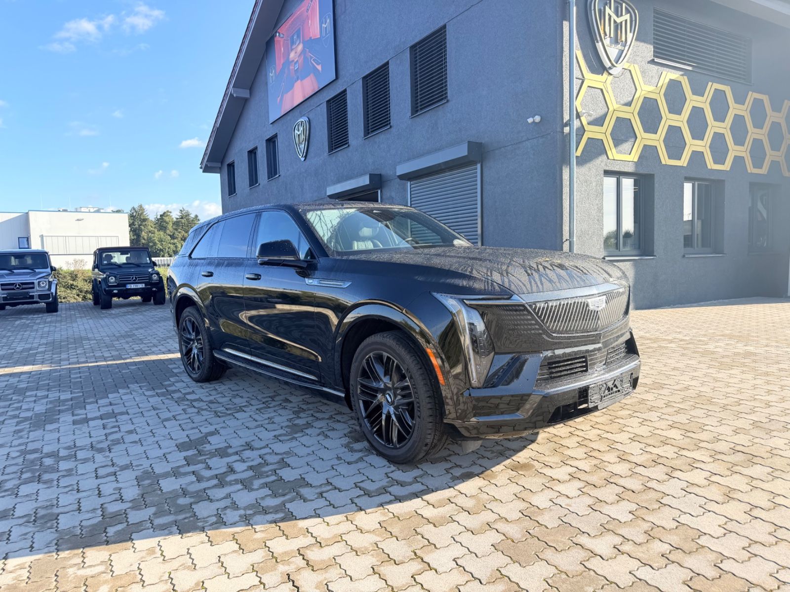 Cadillac Escalade IQ Sport