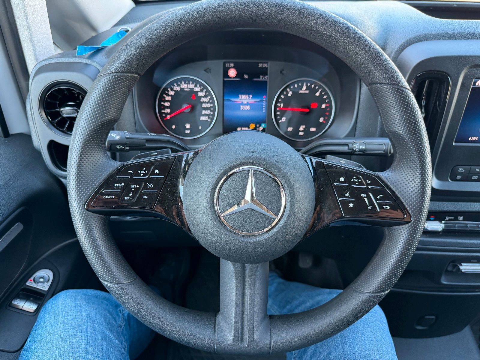 Fahrzeugabbildung Mercedes-Benz Vito 116 CDI Extral 9G Klima Kamera SHZ