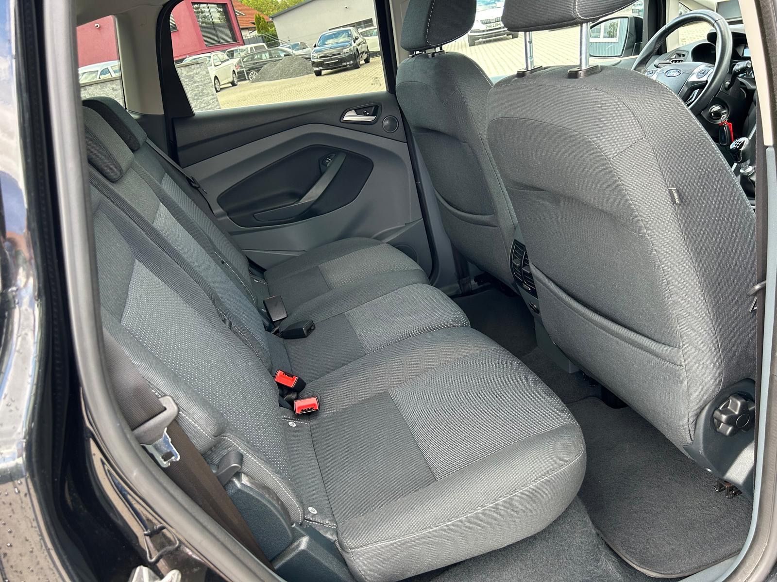 Fahrzeugabbildung Ford C-Max 1.6i°150 PS°AHK°Tüv NEU°Alu°