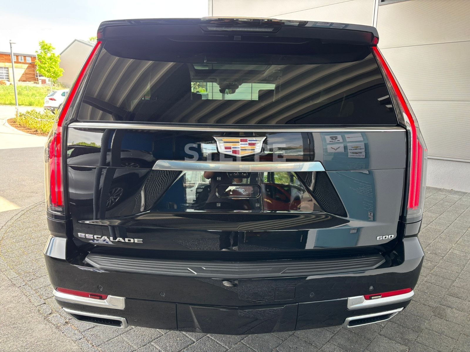 Cadillac Escalade FACELIFT MY26 6.2 V8 Platinum Luxury24"