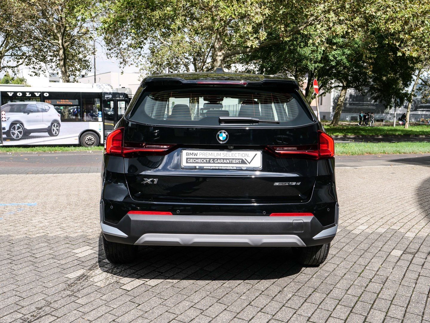 BMW X1 sDrive18d Aut Nav LED Parkass PDC RFK Shz foto 5