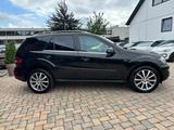 Mercedes-Benz ML 300 CDI 4Matic Designo HU neu Leder SD - Mercedes-Benz ML 300: Cdi 4matic